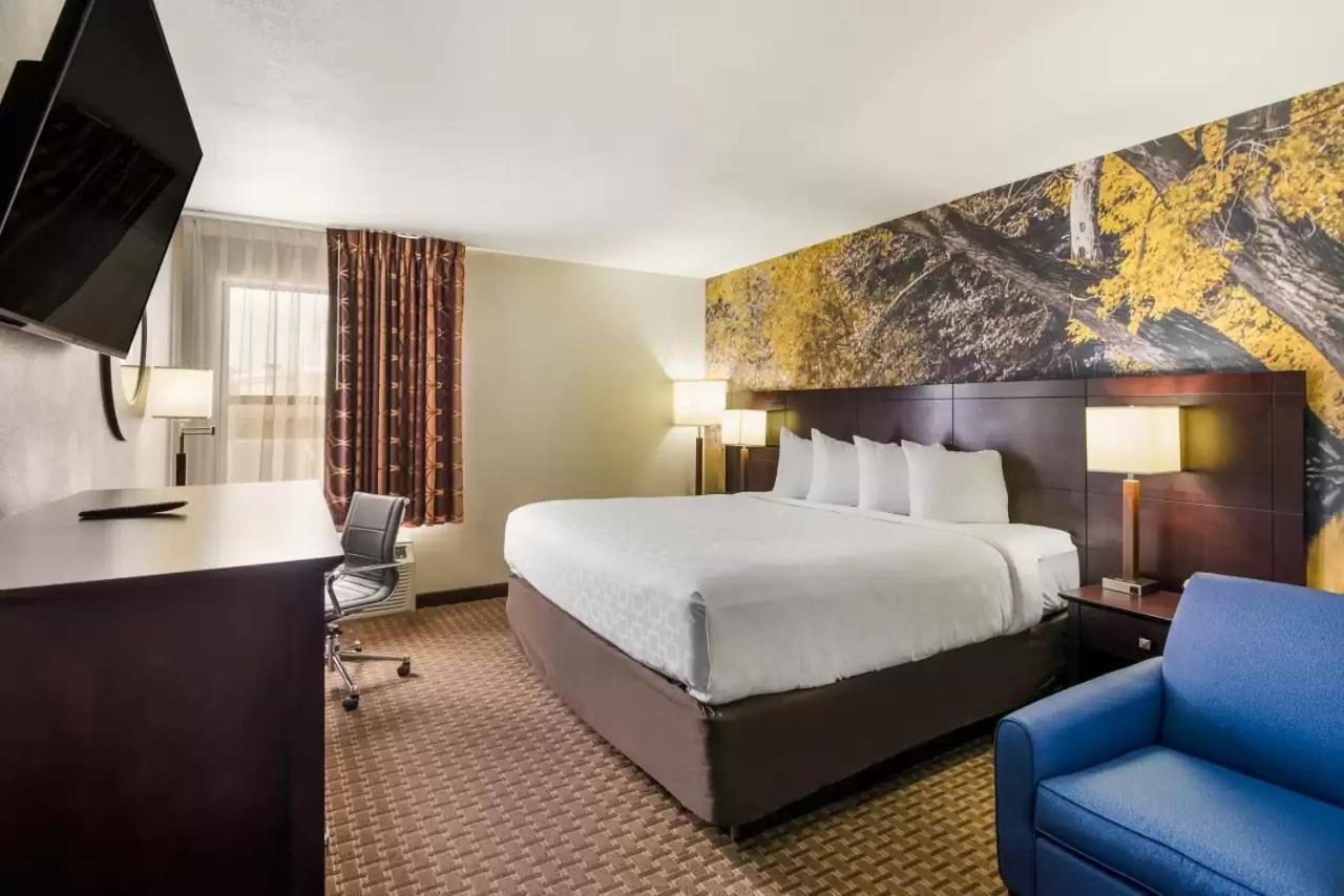 Clarion Pointe Hotel Abingdon Luaran gambar