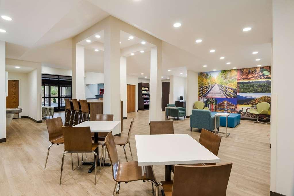 Clarion Pointe Hotel Abingdon Luaran gambar
