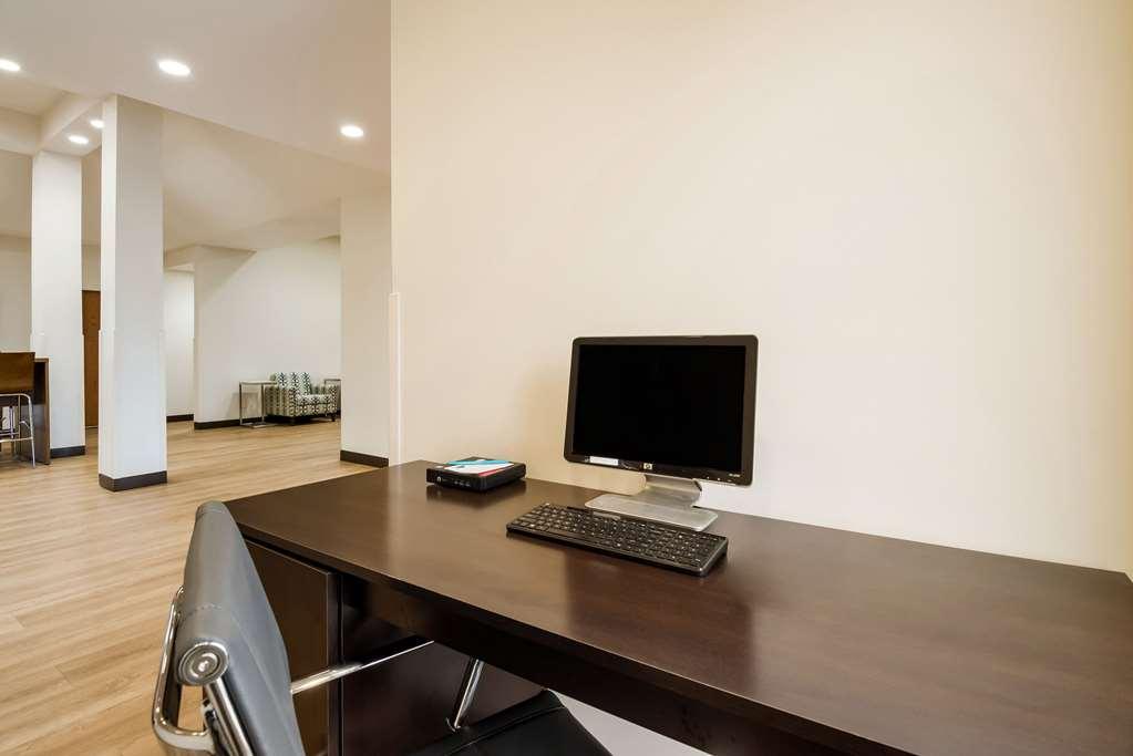 Clarion Pointe Hotel Abingdon Kemudahan gambar